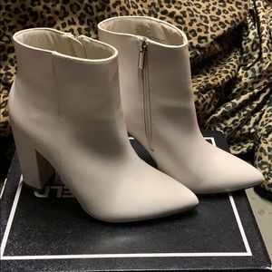 JustFab off white heel bootie